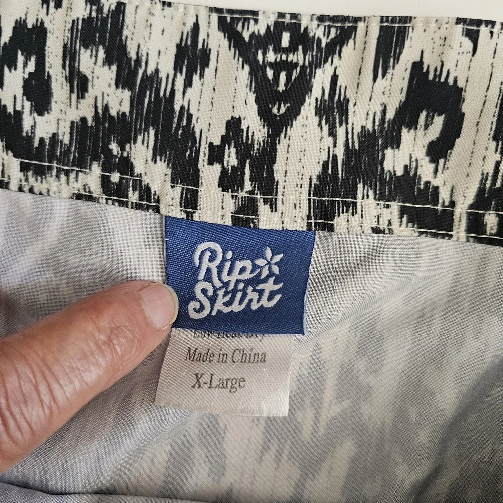 RipSkirt Hawaii Skirt Womens XL 16/18 Black Cream Length 4‎ Maxi Wrap Skirt
